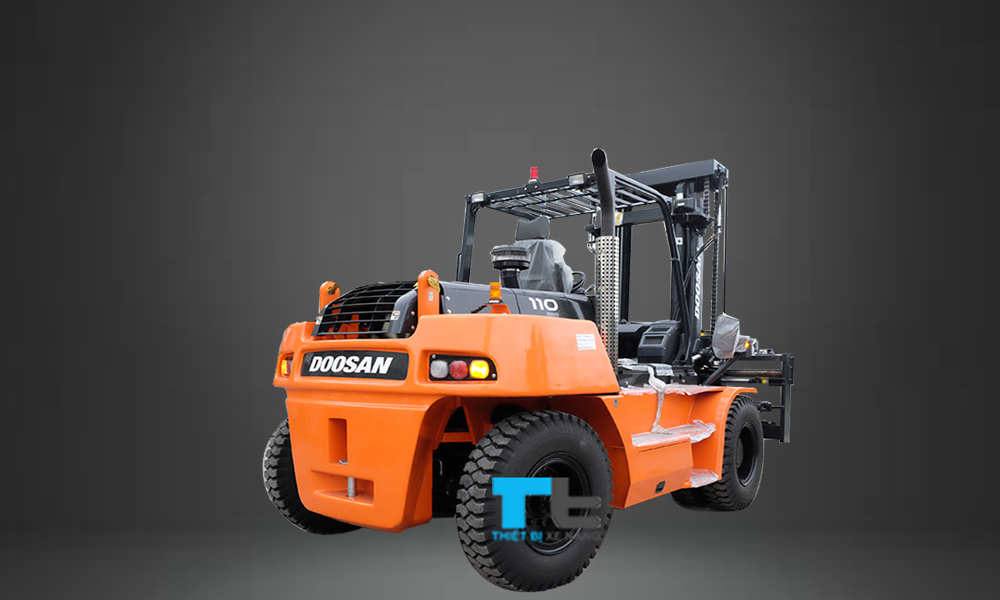 Xe nâng dầu 11 tấn Doosan nhập khẩu Hàn Quốc